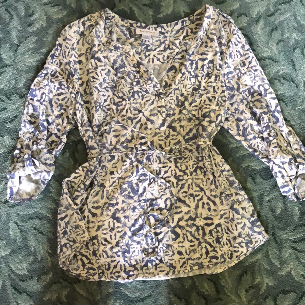 Maternity shirt